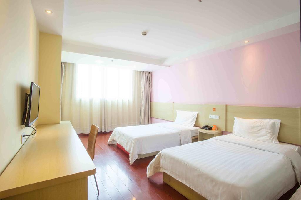 7Days Inn Laiwu Fengcheng West Street Szoba fotó